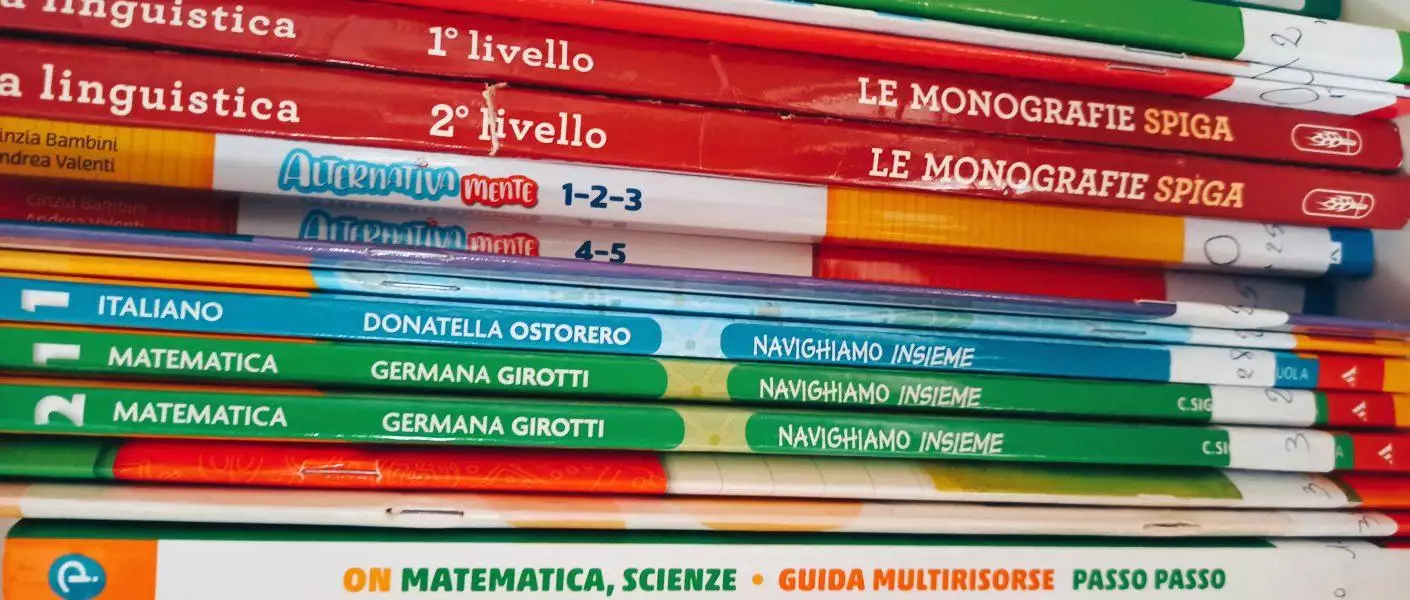 Un'immagine generica segnaposto con angoli arrotondati in una figura.